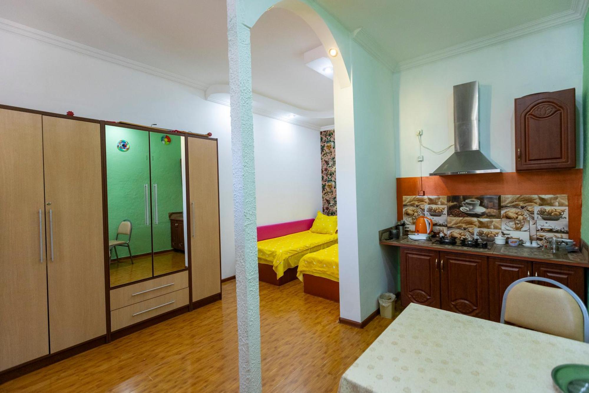 Homestay In Tbilisi Center Gm ภายนอก รูปภาพ