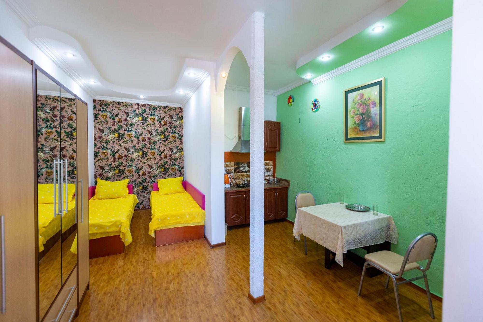 Homestay In Tbilisi Center Gm ภายนอก รูปภาพ